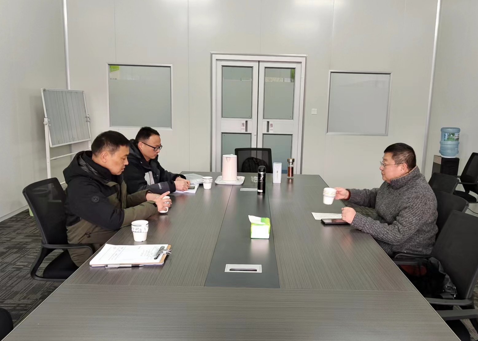 強(qiáng)化安全底線，筑牢安全防線