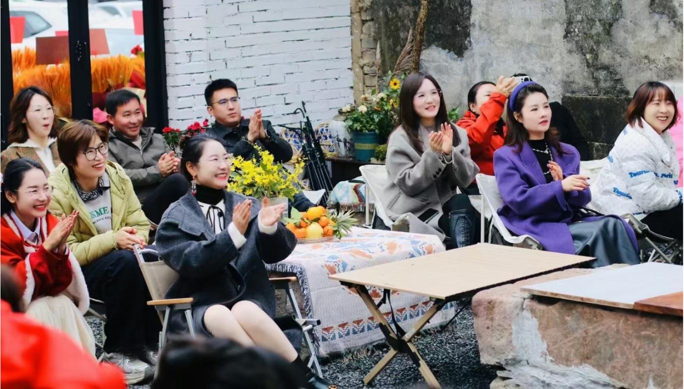 南溪南村 “柿間小院” 開業(yè)啦！